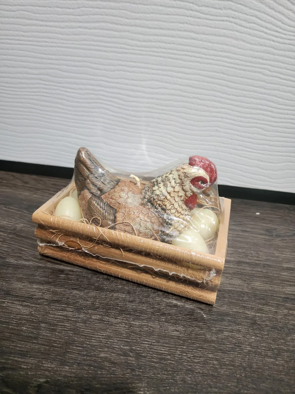 Decorative Hen in Nest with Eggs Candle - Sealed